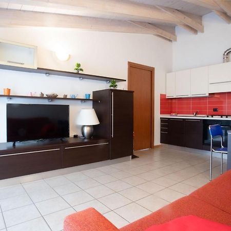 Casa Vacanze Valeria Sondrio Extérieur photo
